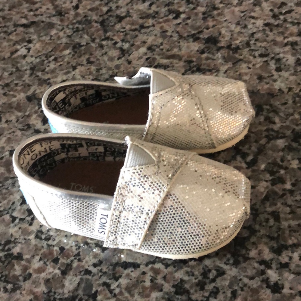 Toddler shoes